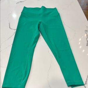 Lululemon Crop Leggings, size 6